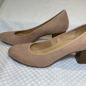 Naturalizer Naomi Fabric Suede Heels